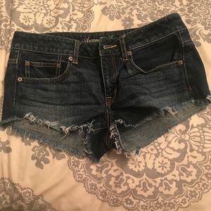 American Eagle shorty shorts